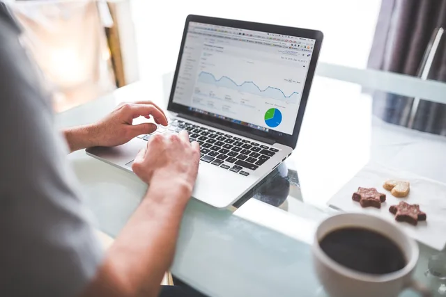analytics, charts, graphics, marketing, traffic, seo, macbook, laptop, typing, working, technology, analytics, analytics, seo, seo, seo, seo, seo. How SaaS marketing teams should judge benchmark data