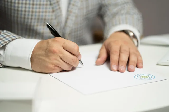 man, sign, paper, write, document, contract, signing, agreement, signature, signing document, signing contract, signing paper, sign, contract, contract, contract, contract, contract, signing, agreement, signature, signature. What should a SAAS marketing selection checklist cover before you sign?